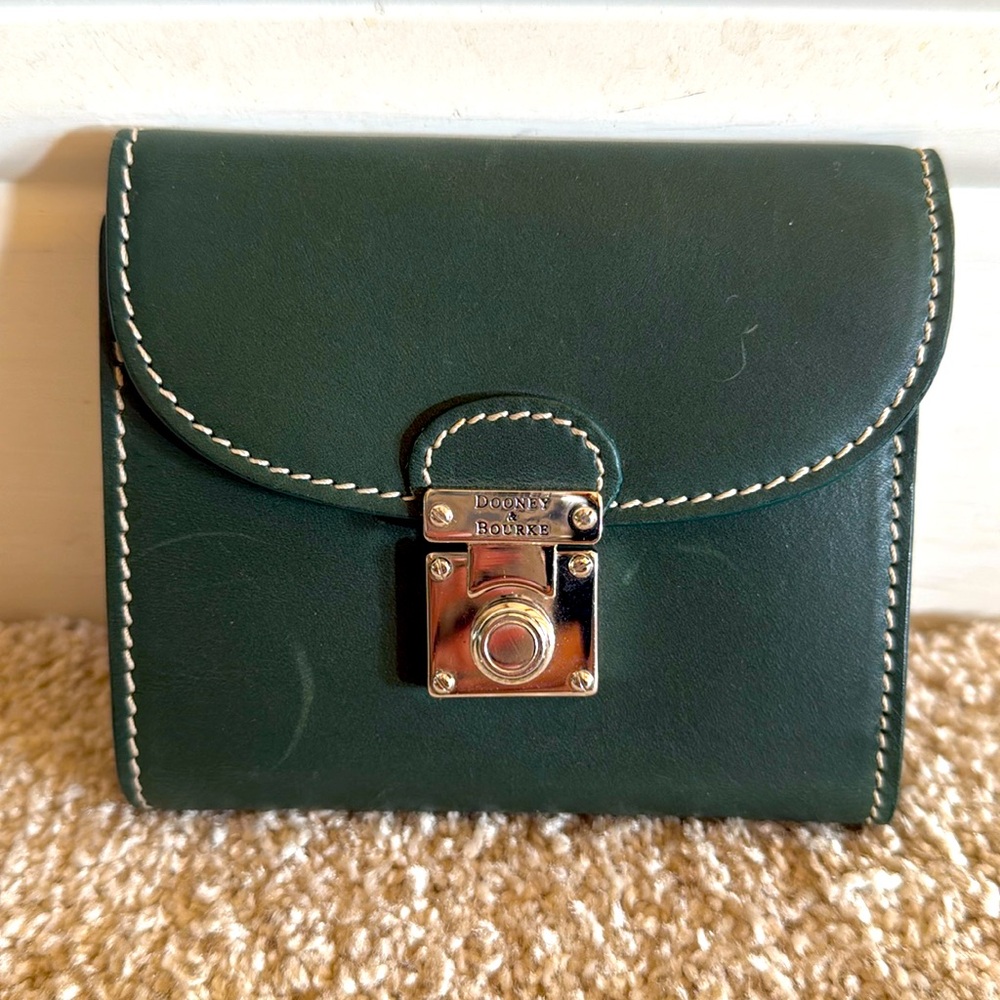 Beautiful Dooney Bourke Forest Green Wallet